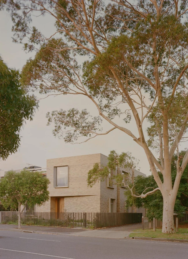 The Captivating Esplanade House in Port Melbourne